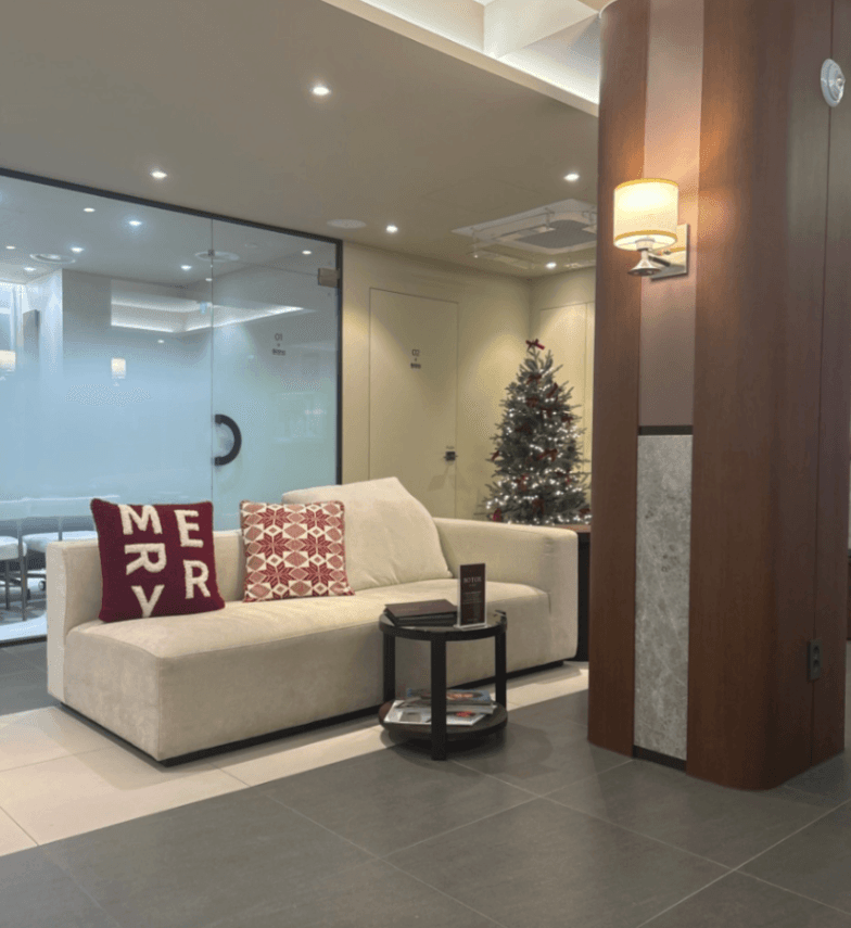 Moon clinic clinic