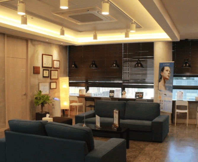 The pretty young clinic clinic, photo 3