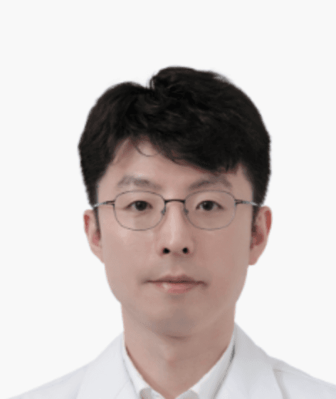 Jinwoong Lee